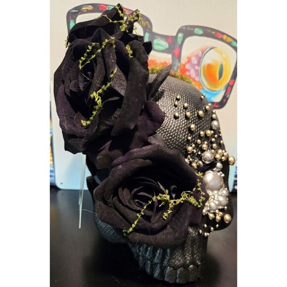 NWT - Noir Night Floral Collection Halloween Skull - Picture 1 of 7